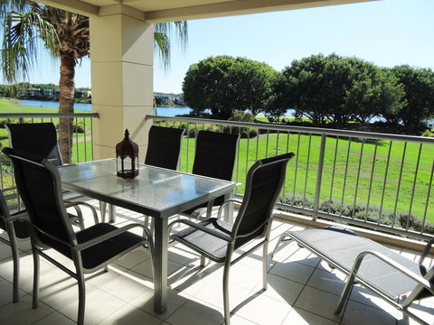 Waterfront Resort Villa With Buggy - St Kilda Accommodation 1