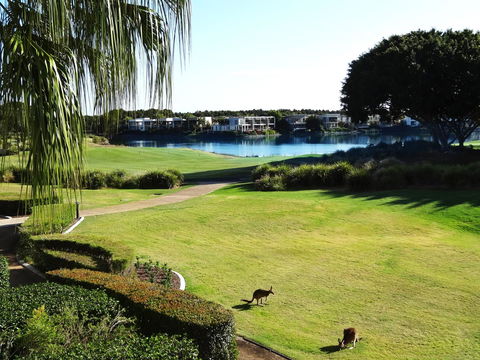 Waterfront Resort Villa With Buggy - St Kilda Accommodation 3