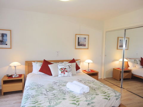 Waterfront Resort Villa With Buggy - St Kilda Accommodation 14