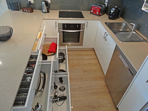 Waterfront Resort Villa With Buggy - St Kilda Accommodation 6