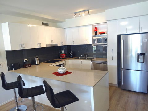 Waterfront Resort Villa With Buggy - St Kilda Accommodation 5