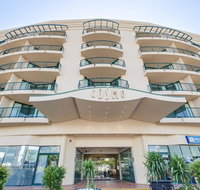 Central Cosmo Apartment Hotel - St Kilda Accommodation