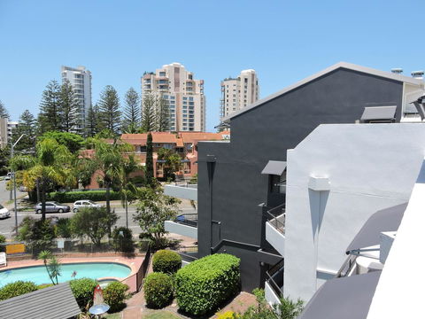 Grangewood Court Apartments - St Kilda Accommodation 9