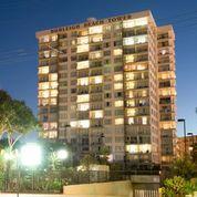 Burleigh Beach Tower - St Kilda Accommodation 16