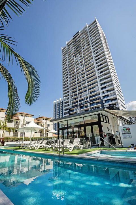 Ultra Broadbeach - St Kilda Accommodation 1