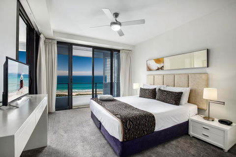 Ultra Broadbeach - St Kilda Accommodation 33