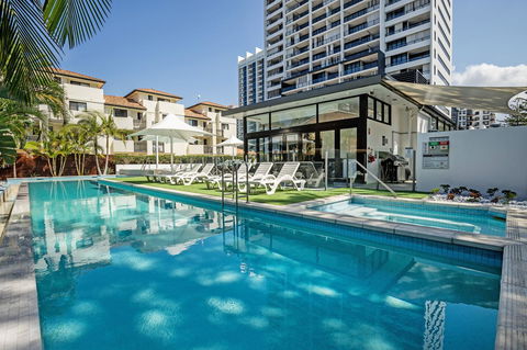 Ultra Broadbeach - St Kilda Accommodation 4