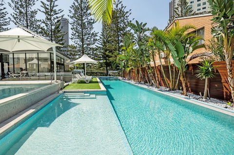 Ultra Broadbeach - St Kilda Accommodation 3