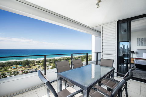 Ultra Broadbeach - St Kilda Accommodation 32