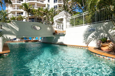 ULTIQA Burleigh Mediterranean Resort - St Kilda Accommodation 12