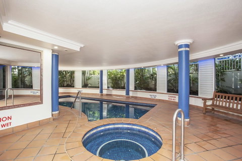 ULTIQA Burleigh Mediterranean Resort - St Kilda Accommodation 22