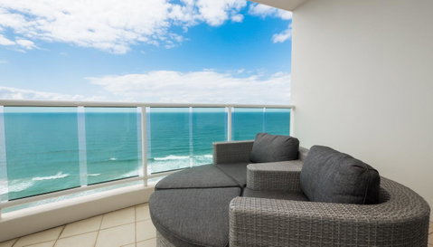 Pacific Views Resort - St Kilda Accommodation 0