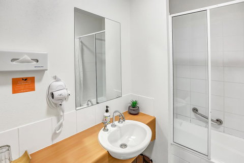 Coral Tree Inn - St Kilda Accommodation 33