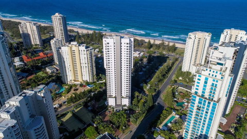 Oscar On Main Beach Resort - St Kilda Accommodation 0