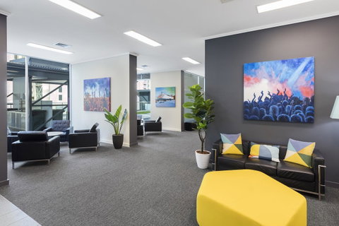 Apartments @ 108 Albert - St Kilda Accommodation 8