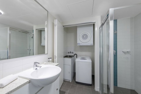 Apartments @ 108 Albert - St Kilda Accommodation 31