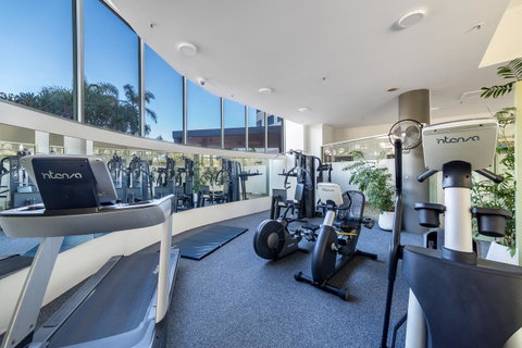 The Meriton Apartments On Main Beach - St Kilda Accommodation 30