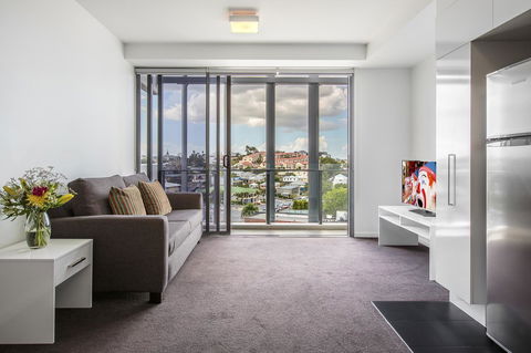 Code Apartments - St Kilda Accommodation 15