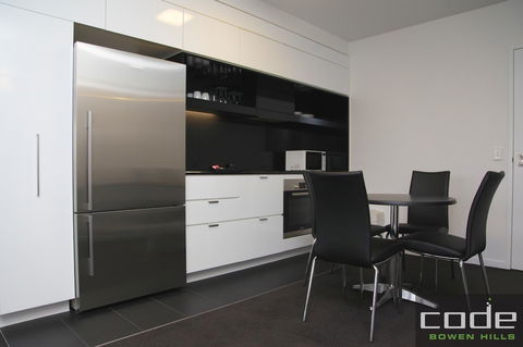 Code Apartments - St Kilda Accommodation 22