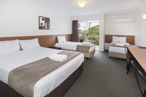 Sunshine Beach Resort - St Kilda Accommodation 6