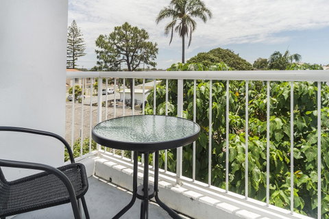 Sunshine Beach Resort - St Kilda Accommodation 4