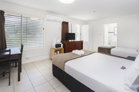 Sunshine Beach Resort - St Kilda Accommodation 8