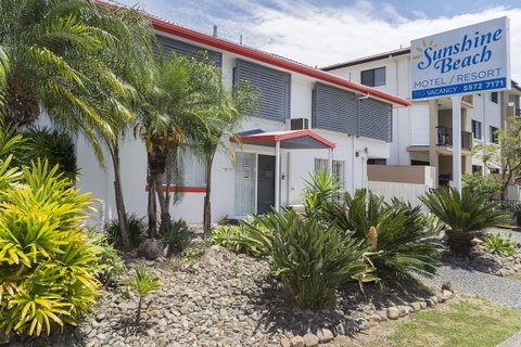 Sunshine Beach Resort - St Kilda Accommodation 3