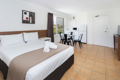 Sunshine Beach Resort - St Kilda Accommodation 7