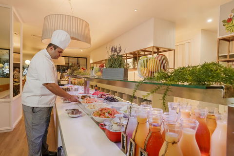 Mercure Brisbane King George Square - St Kilda Accommodation 16