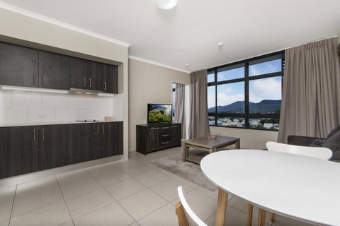 Sunshine Tower Hotel - St Kilda Accommodation 20