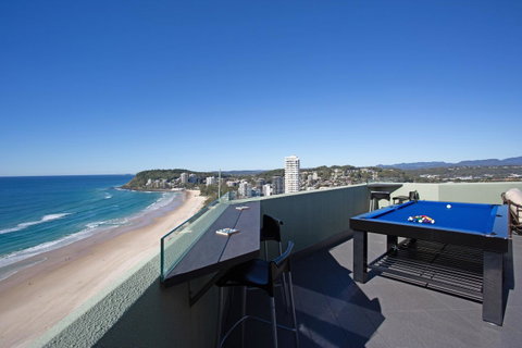 Burleigh Esplanade Apartments - St Kilda Accommodation 3