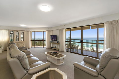 Burleigh Esplanade Apartments - St Kilda Accommodation 37