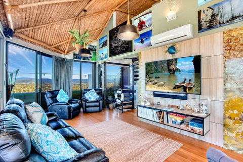 Burleigh Esplanade Apartments - St Kilda Accommodation 12
