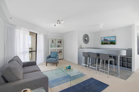 Burleigh Esplanade Apartments - St Kilda Accommodation 27