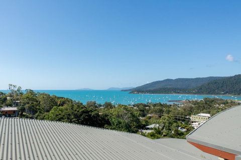 Paradise Penthouse At Waves - Airlie Beach - St Kilda Accommodation 31
