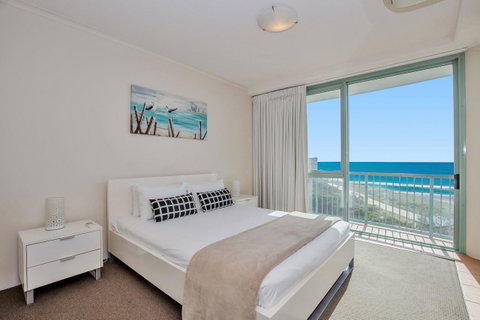 The Waterford On Main Beach - St Kilda Accommodation 23
