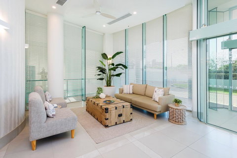 The Waterford On Main Beach - St Kilda Accommodation 14