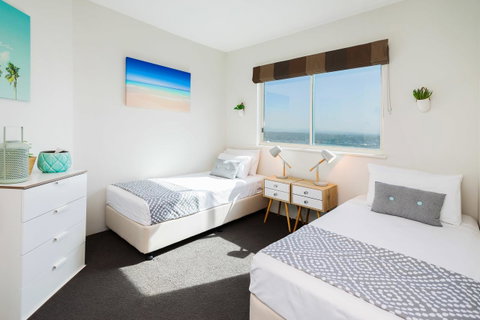 The Waterford On Main Beach - St Kilda Accommodation 11