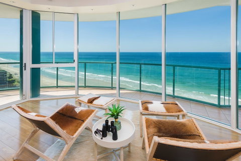 The Waterford On Main Beach - St Kilda Accommodation 1