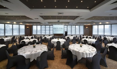 Sofitel Gold Coast Broadbeach - St Kilda Accommodation 28