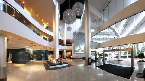 Sofitel Gold Coast Broadbeach - St Kilda Accommodation 10