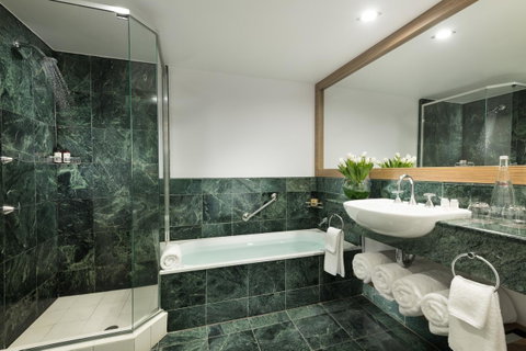 Sofitel Gold Coast Broadbeach - St Kilda Accommodation 2