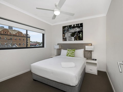 Atrio Apartments - St Kilda Accommodation 5