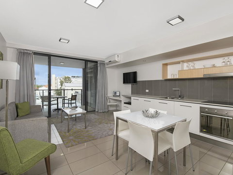 Atrio Apartments - St Kilda Accommodation 6