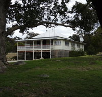 Loughmore House - St Kilda Accommodation
