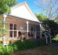 Curtis Falls Cottage - St Kilda Accommodation