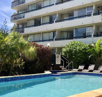 Hi Ho Beach Front Apartments on Broadbeach - St Kilda Accommodation