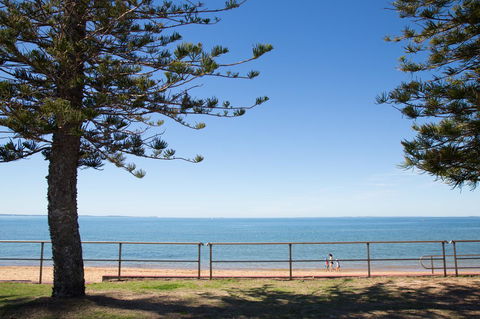 Pale Pacific Holiday Units - St Kilda Accommodation 7