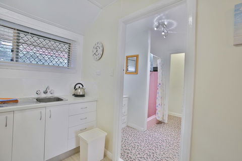 Pale Pacific Holiday Units - St Kilda Accommodation 30