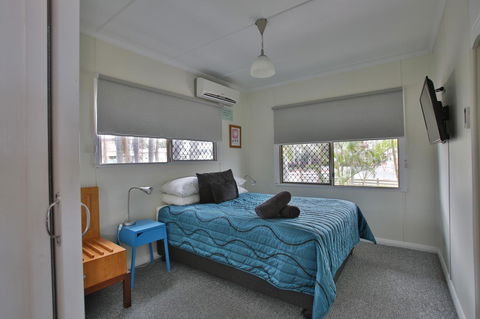 Pale Pacific Holiday Units - St Kilda Accommodation 10